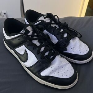 Nike Dunks size 12.. Black and White.